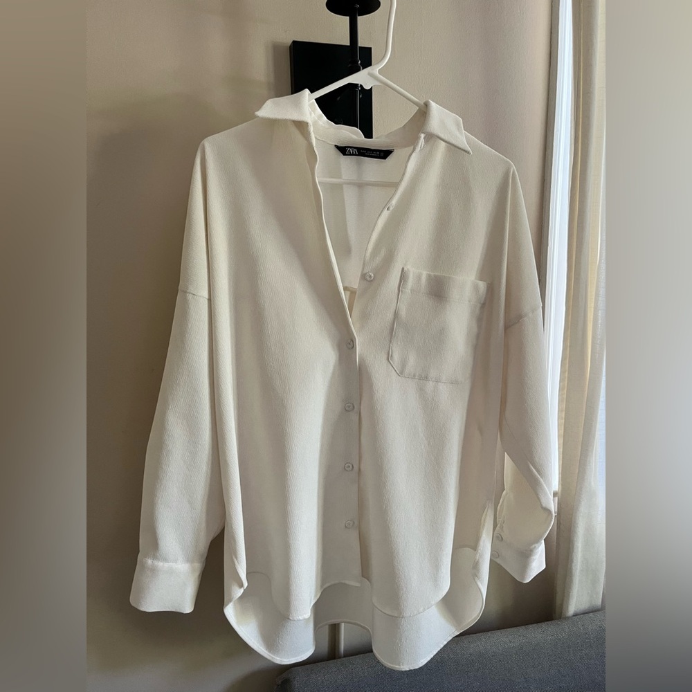 Zara White Casual Oversized Button Down Shirt Size Small